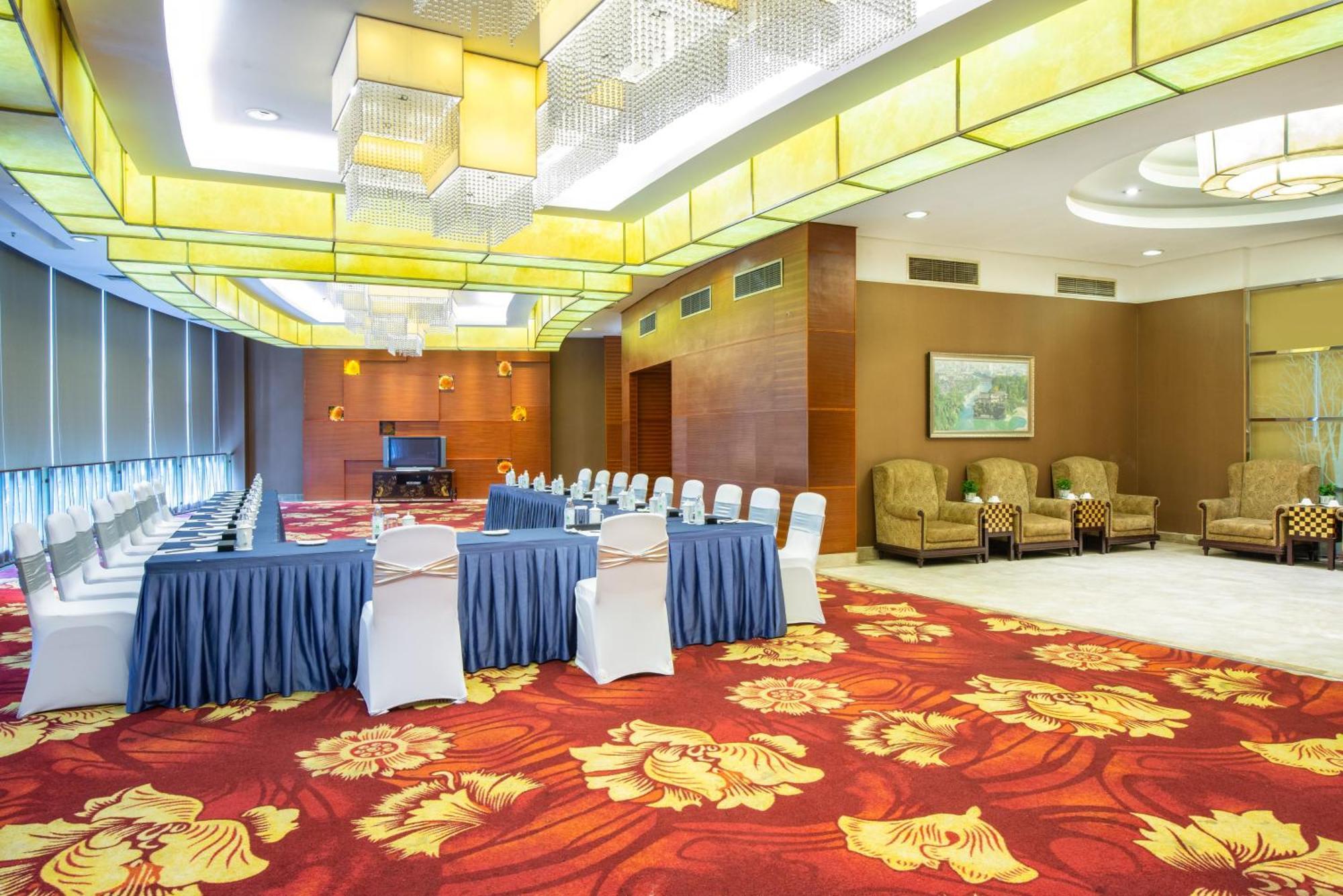 Holiday Inn Chengdu Century City-Westtower Εξωτερικό φωτογραφία